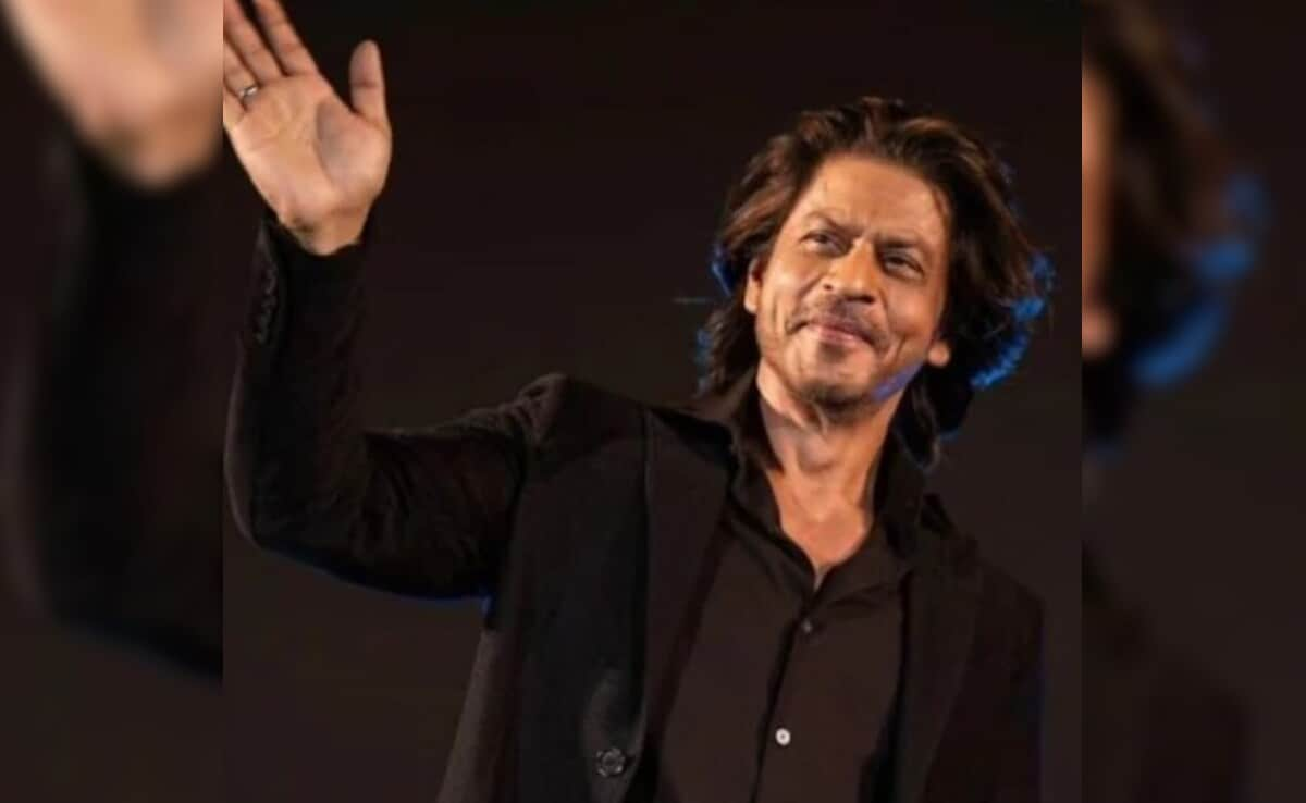 When Shah Rukh Khan Stated He Prefers Working With Girls Administrators