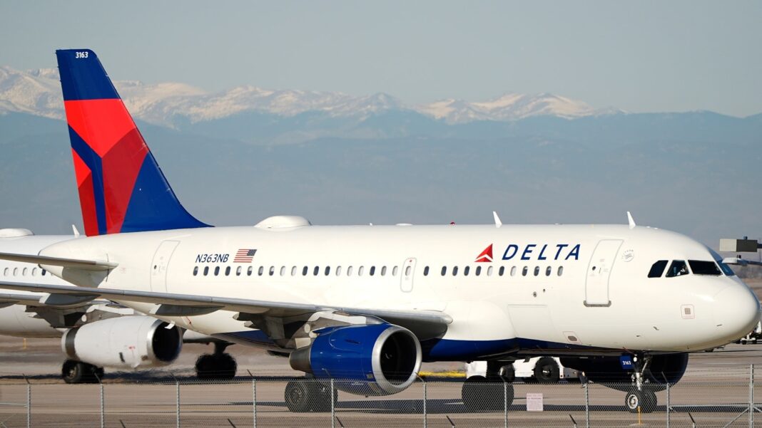 Delta Airlines earns praise for helping woman say goodbye to her mother in her final hours | Trending